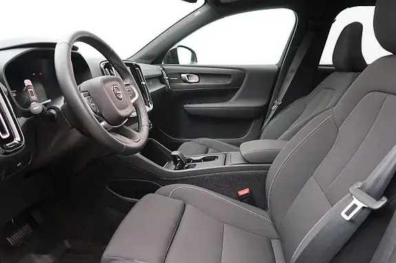 Volvo Ex40 2025 photo 4