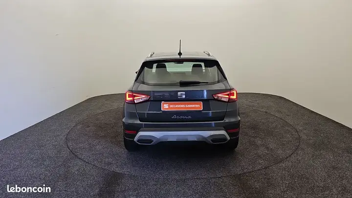 Seat Arona 2023 photo 4