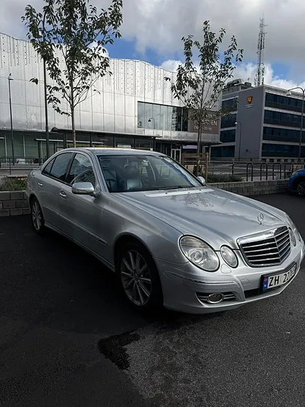 Mercedes-Benz E280