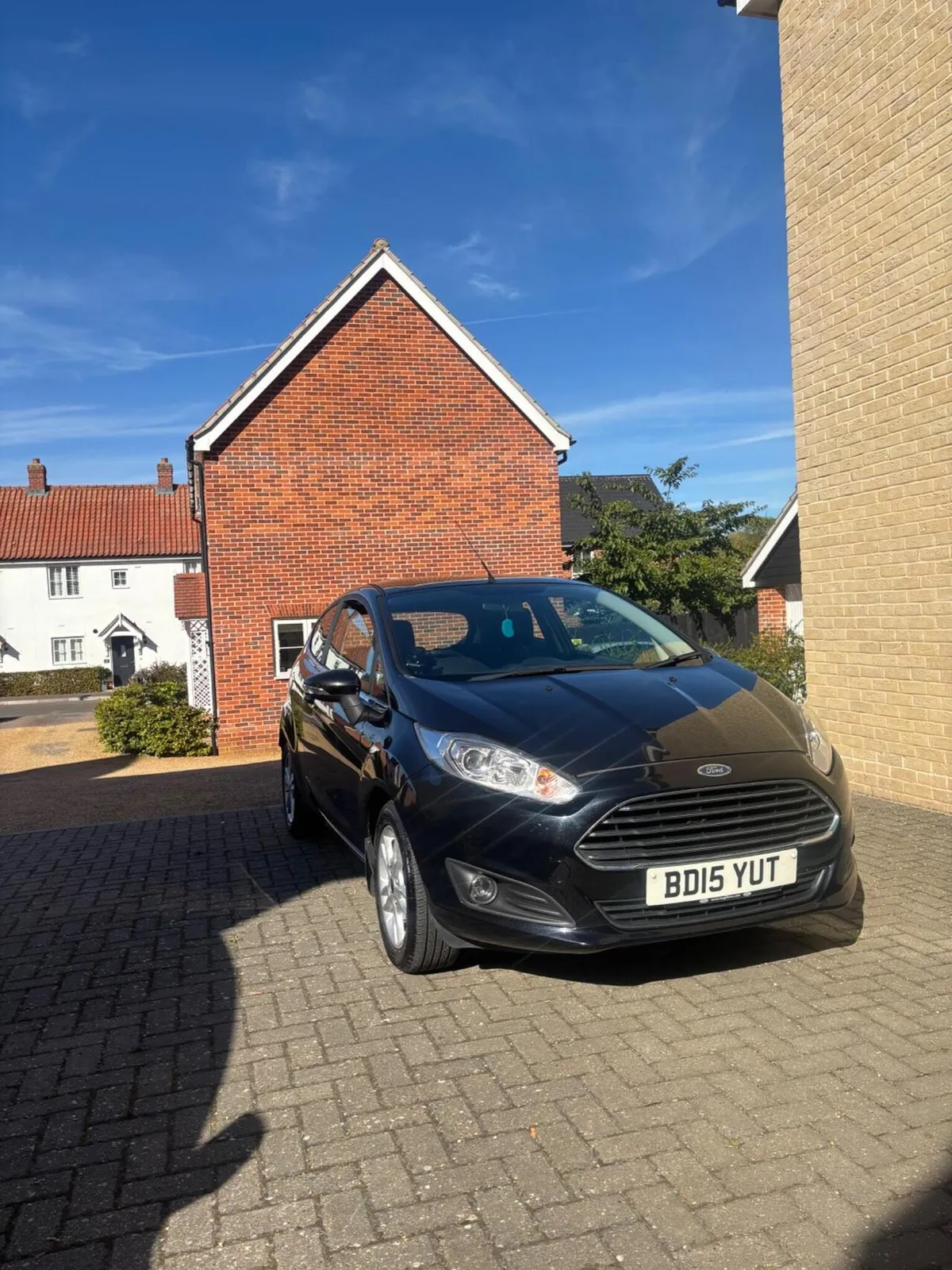 Ford Fiesta 2015 photo 2