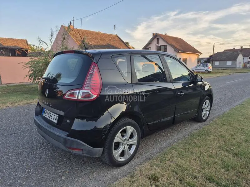 Renault Scenic 2011 photo 3