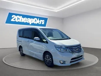 Nissan Serena 2015 photo 5