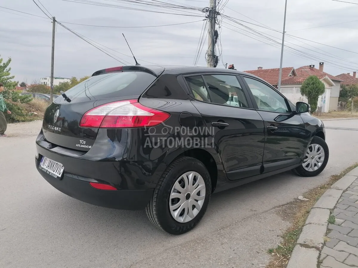 Renault Megane 2009 photo 2