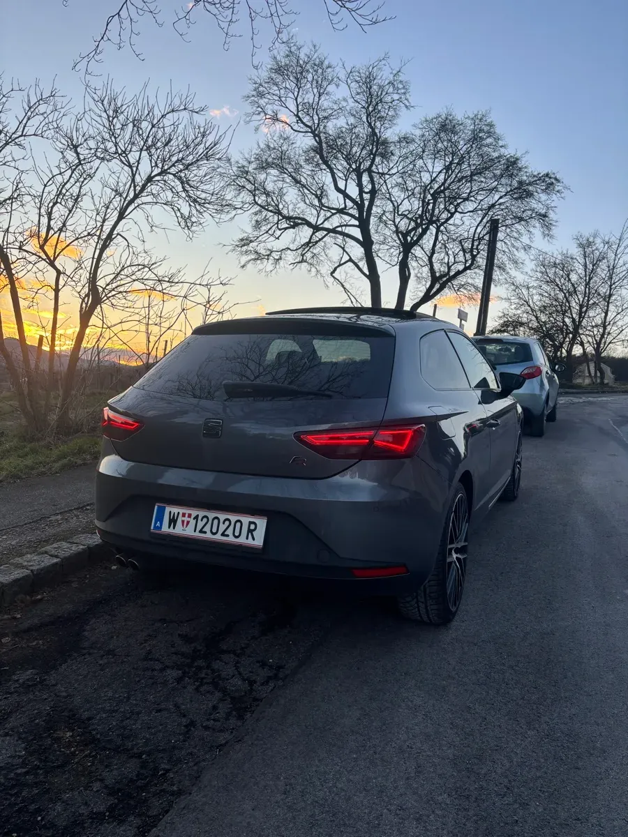 Seat Leon 2015 photo 3