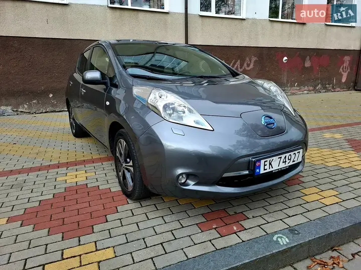 Nissan Leaf 2014 photo 5