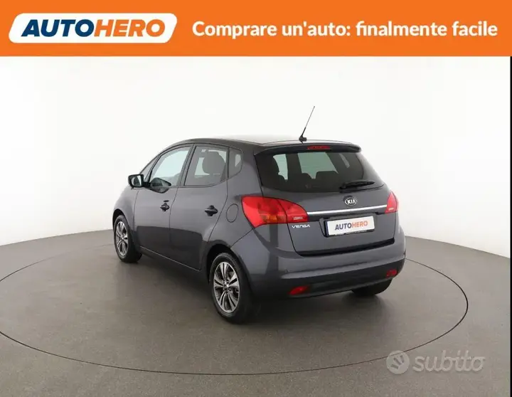 Kia Venga 2015 photo 4