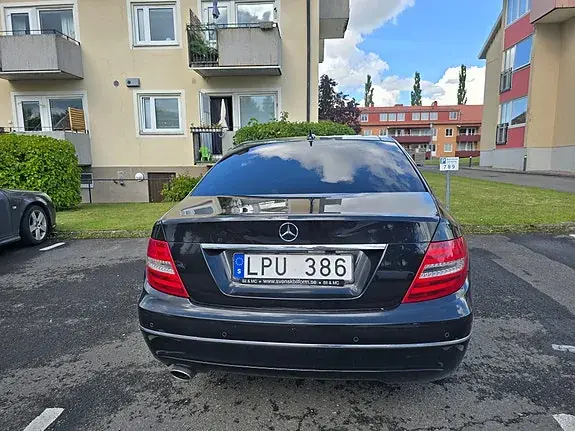 Mercedes-Benz C 220 2012 photo 3