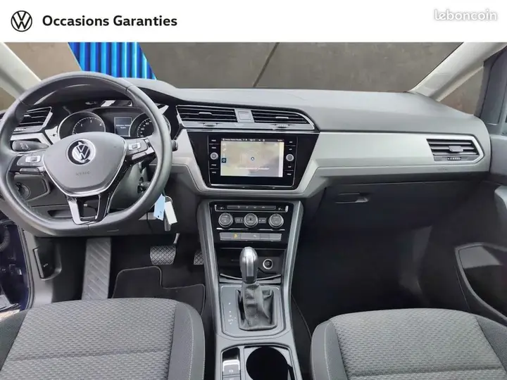 Volkswagen Touran 2022 photo 3