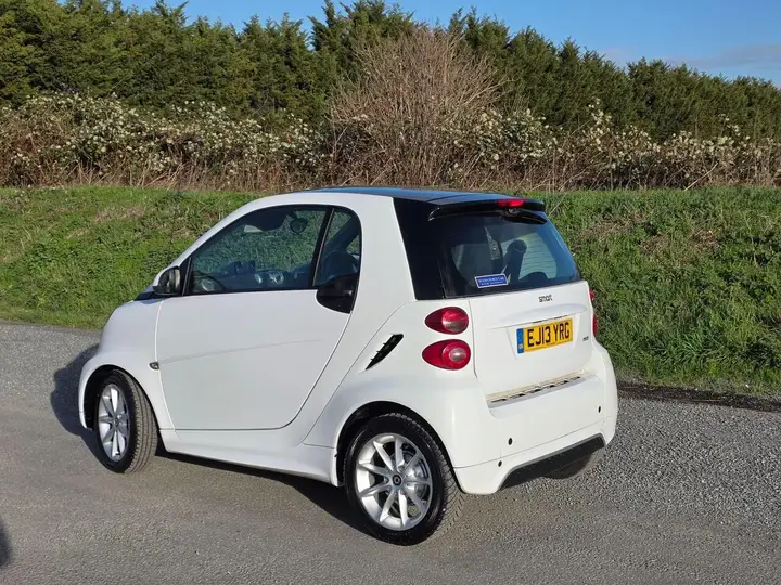 Smart Fortwo 2013 photo 5