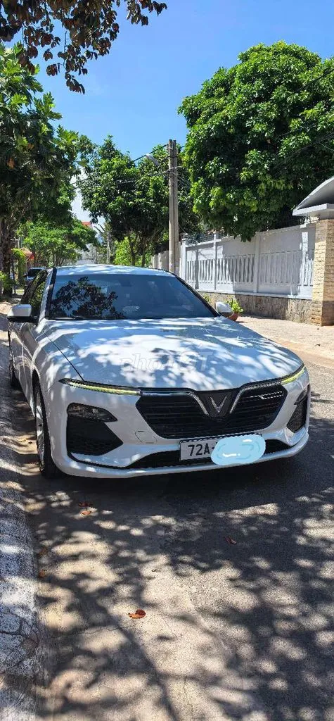Vinfast Lux A
