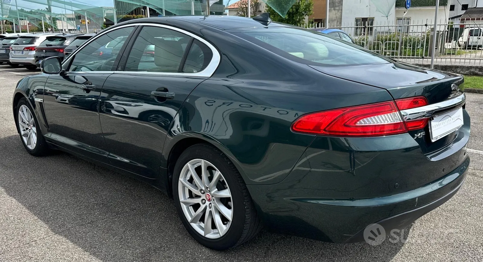 Jaguar Xf 2014 photo 5