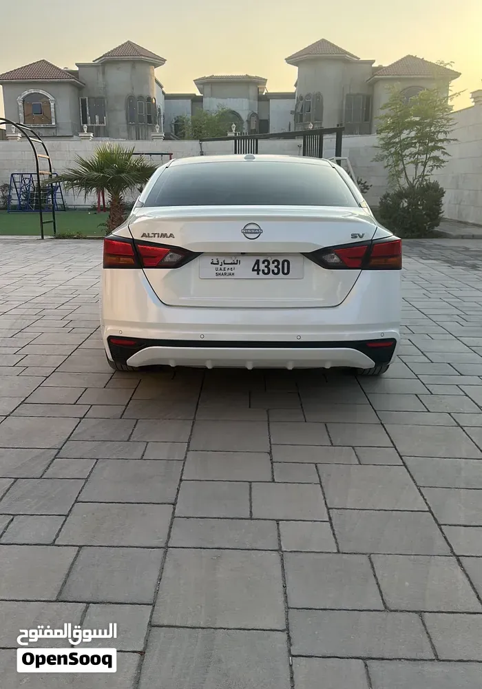 Nissan Altima 2023 photo 2
