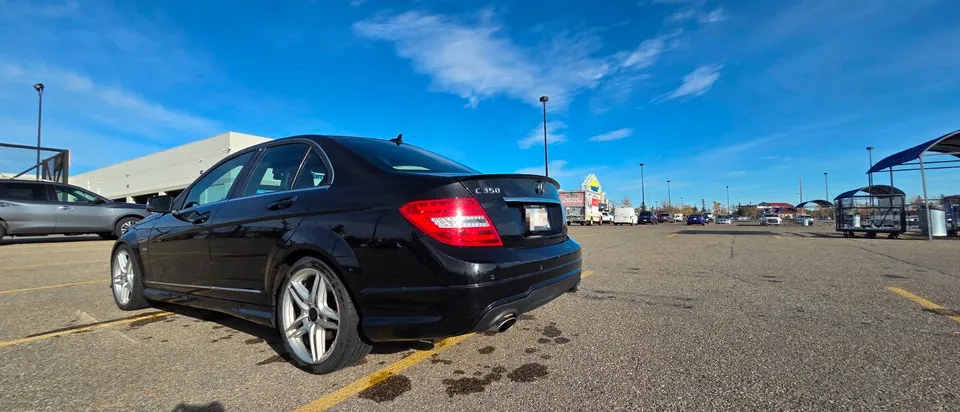 Mercedes-Benz C350 2012 photo 4