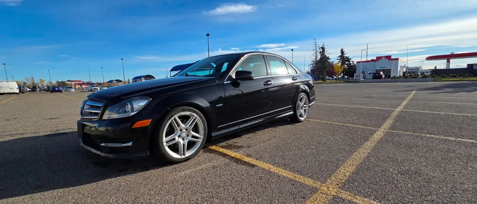 Mercedes-Benz C350 2012 photo 3