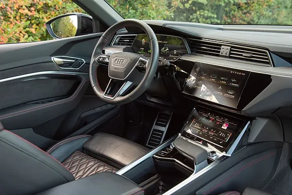 Audi Q8 E-Tron 2024 photo 2