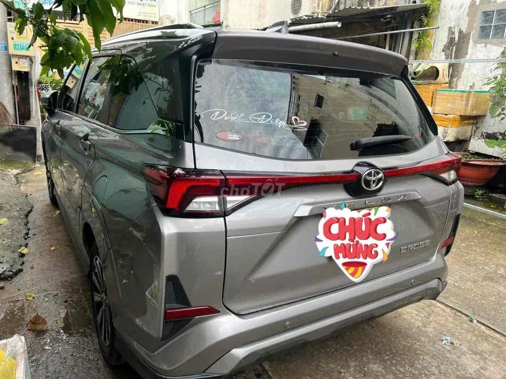 Toyota Veloz Cross 2024 photo 3