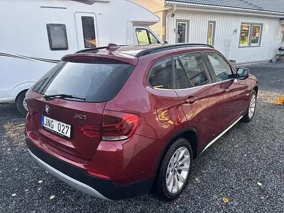 BMW X1 2011 photo 2