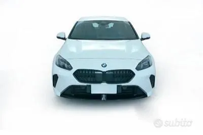 BMW 1 Series 2025 photo 2