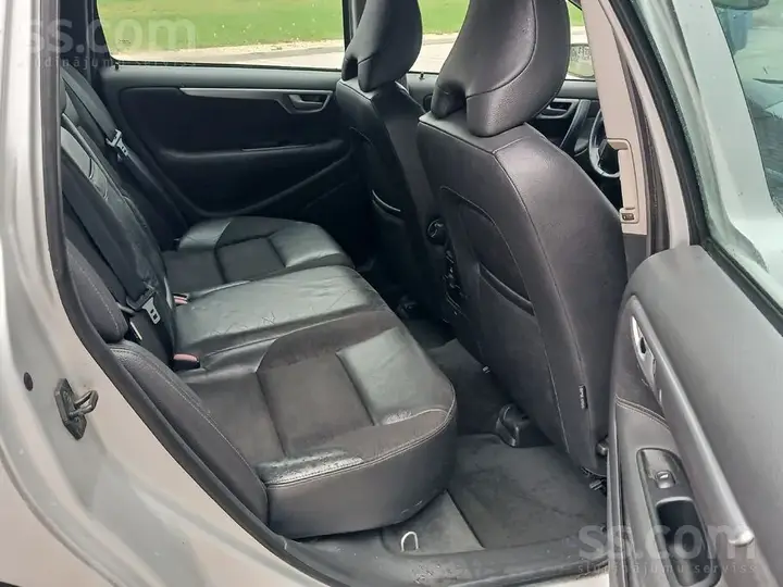 Volvo V70 2006 photo 5