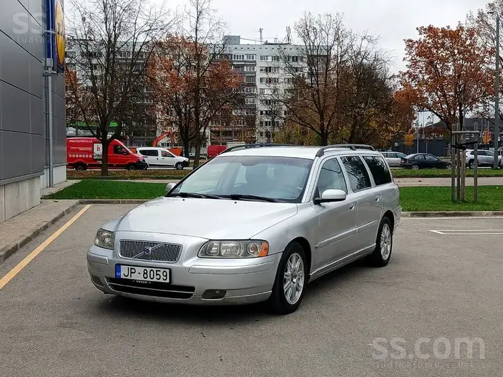 Volvo V70 2006 photo 3
