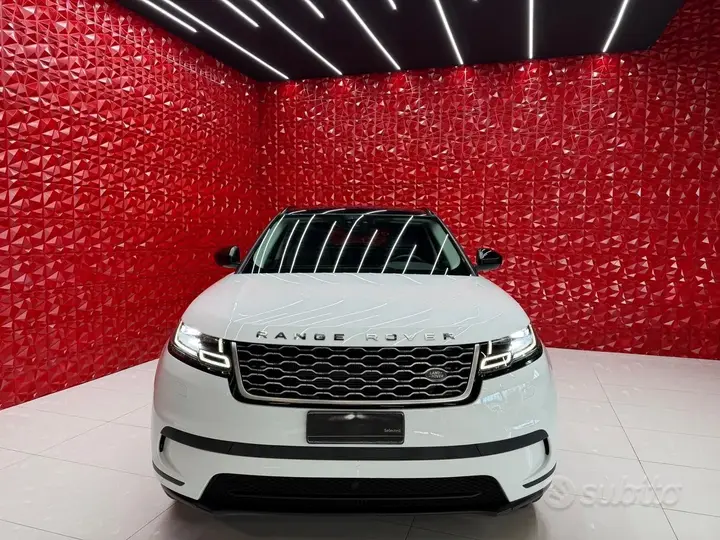 Land Rover Range Rover Velar 2018 photo 2