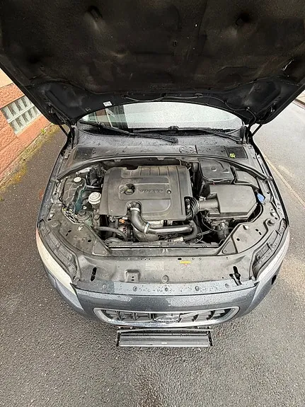 Volvo V70 2011 photo 2