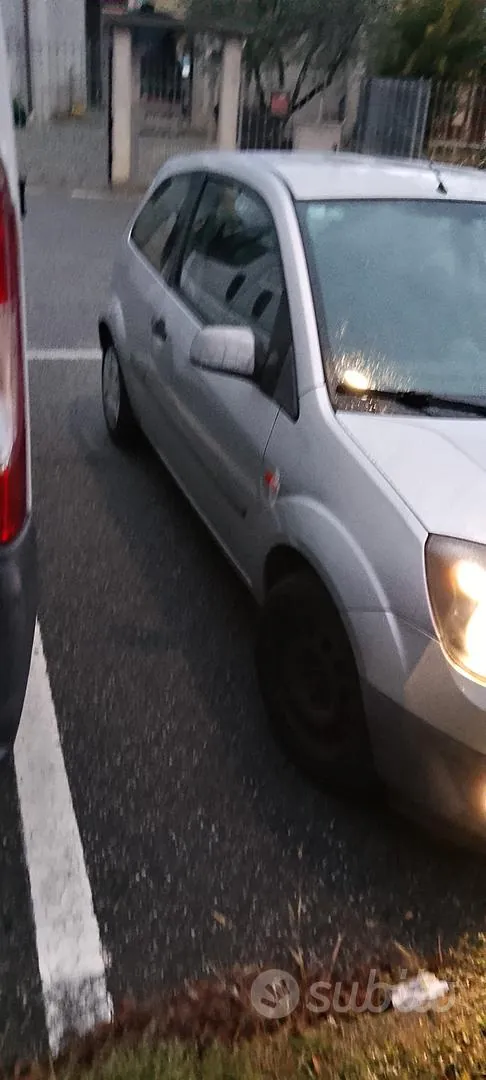 Ford Fiesta 2006 photo 3