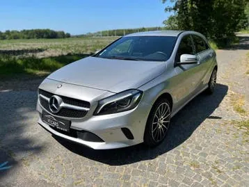 Mercedes-Benz A180