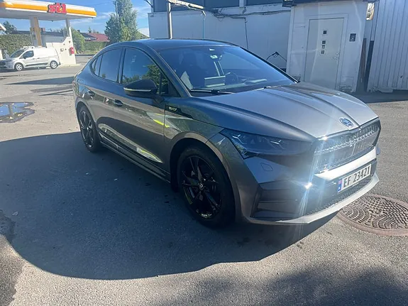 Skoda Enyaq 2023 photo 4