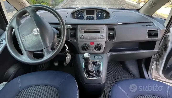 Lancia Musa 2009 photo 5