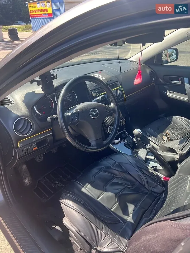 Mazda 6