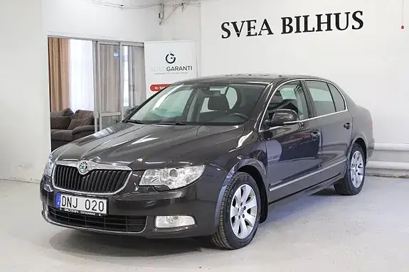 Skoda Superb 2009 photo 2