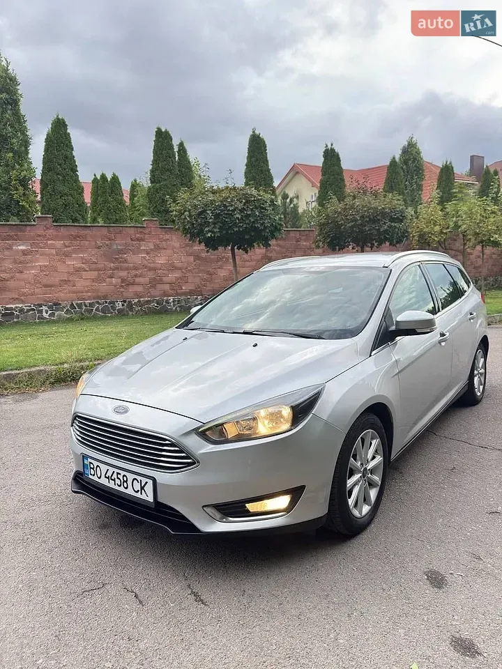 Ford Focus 2017 photo 2