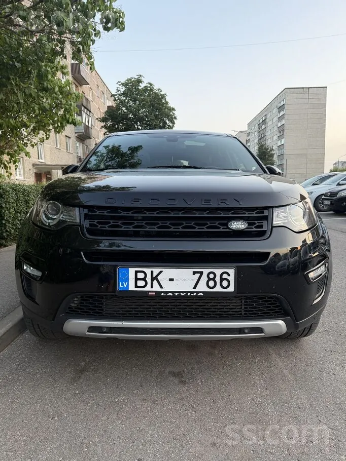 Land Rover Discovery Sport 2015 photo 2