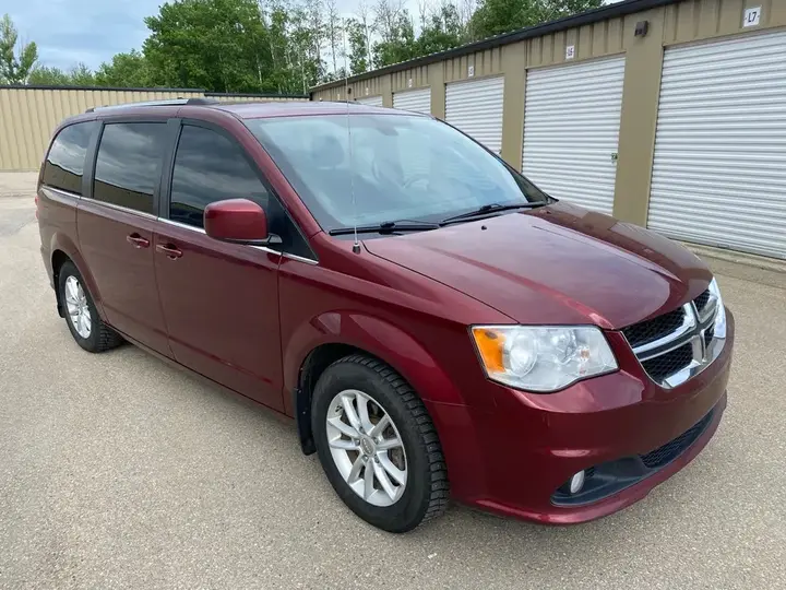 Dodge Grand Caravan 2020 photo 3
