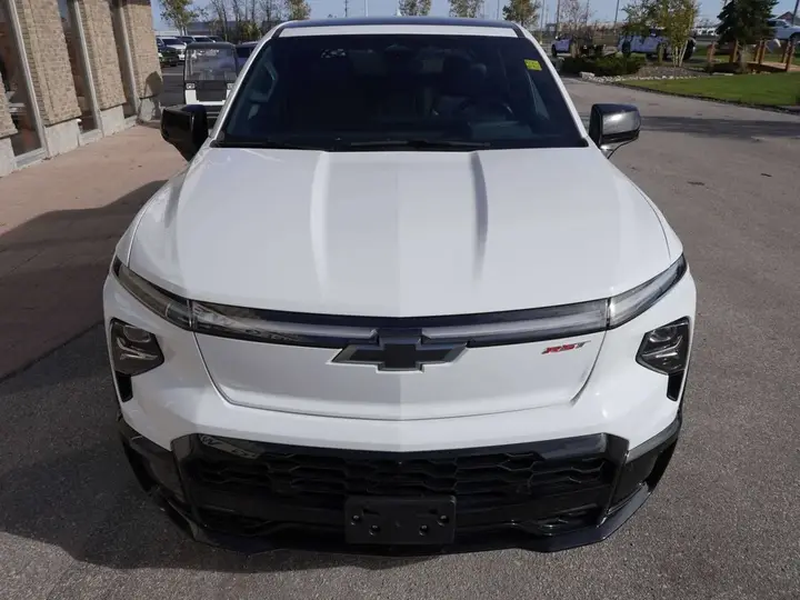 Chevrolet Silverado 2024 photo 4