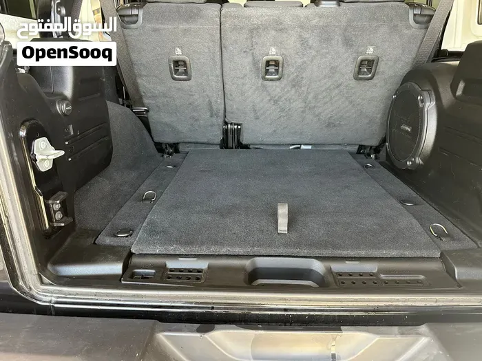 Jeep Wrangler 2021 photo 2
