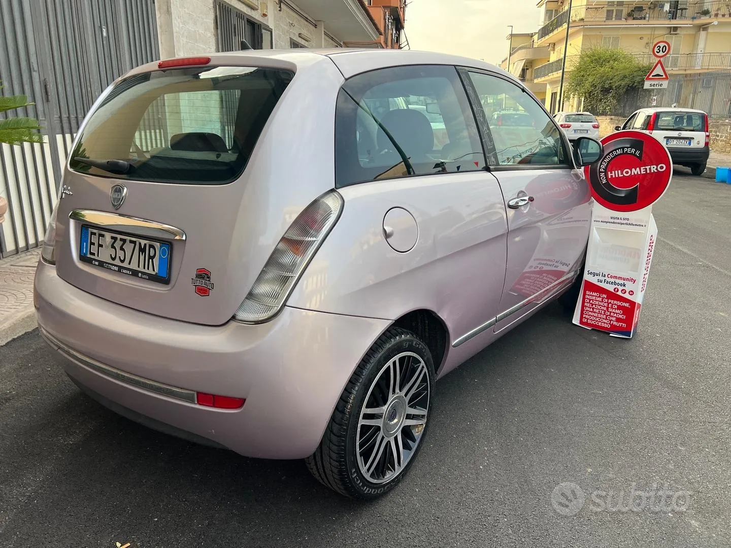 Lancia Ypsilon 2010 photo 2
