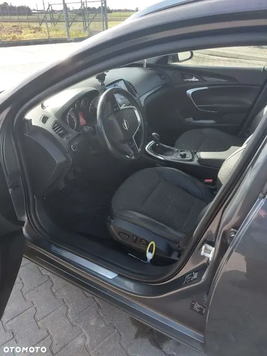Opel Insignia 2010 photo 2