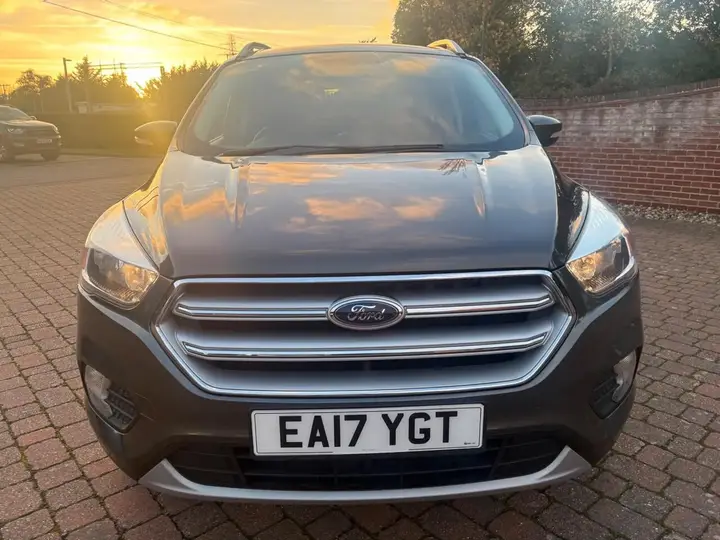 Ford Kuga 2017 photo 2