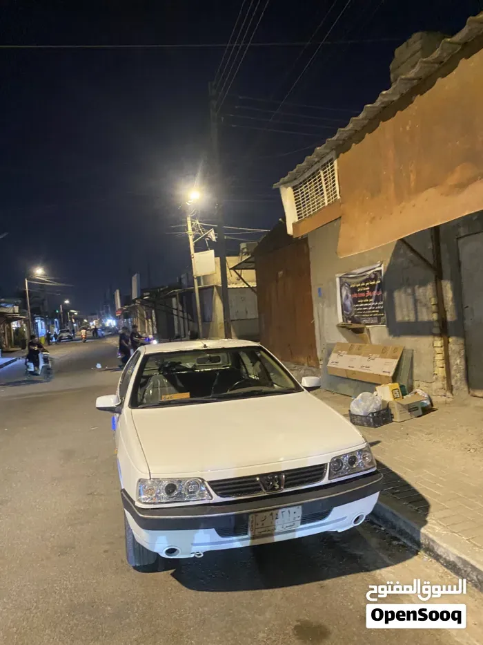 Peugeot 405