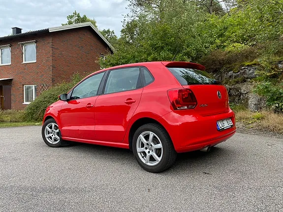 Volkswagen Polo 2012 photo 2
