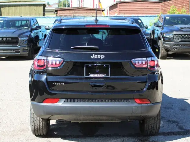 Jeep Compass 2026 photo 3