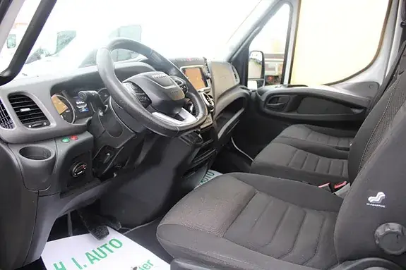 Iveco Daily 2022 photo 4