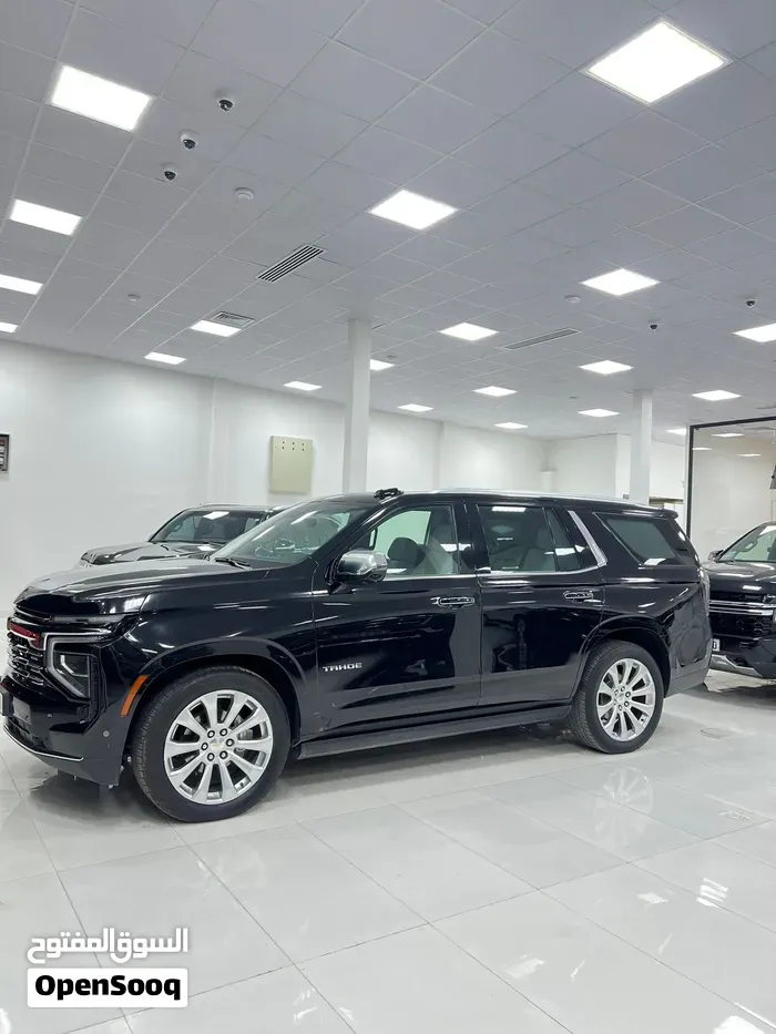 Chevrolet Tahoe 2025 photo 2