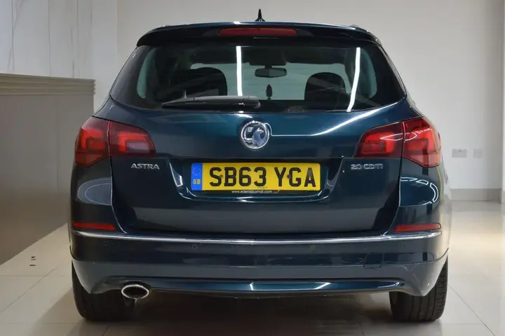 Vauxhall Astra 2014 photo 4