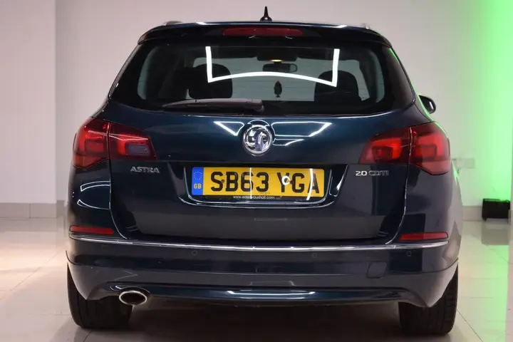 Vauxhall Astra 2014 photo 5