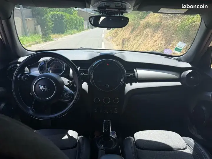 Mini Cooper 2018 photo 3