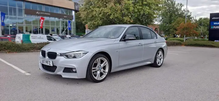 BMW 3 Series 2017 photo 3