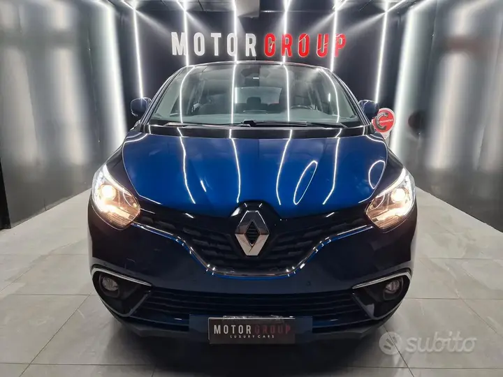 Renault Scenic 2018 photo 2